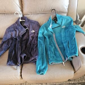 The North Face Medium Fleece Jackets - Purple and Teal